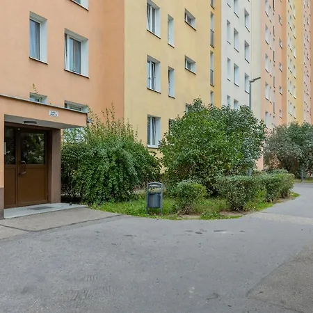 Praga Lukowska By Renters 公寓 *