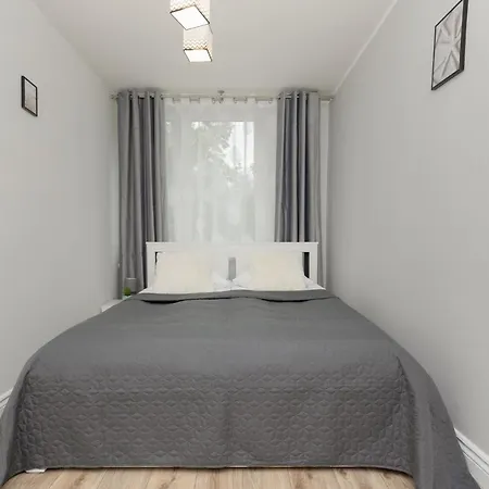 Praga Lukowska By Renters * Warschau