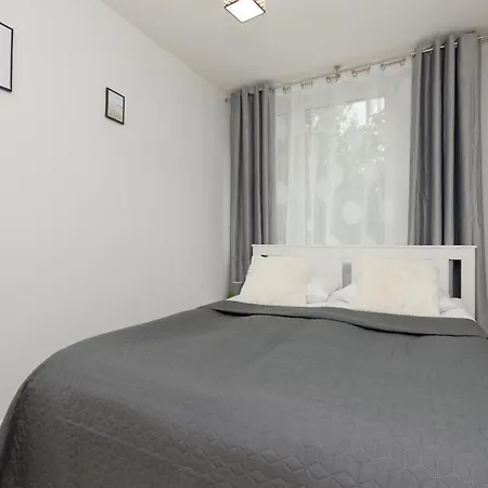 Apartment Praga Lukowska By Renters Warschau